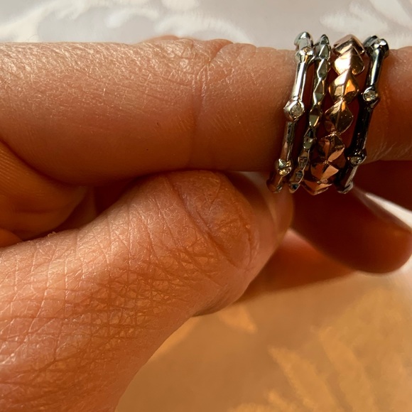 Stella & Dot set of 4 stackable rings - Picture 2 of 3